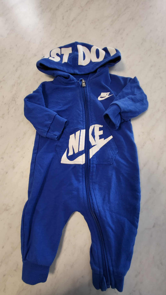 Onepiece nike 3 mois