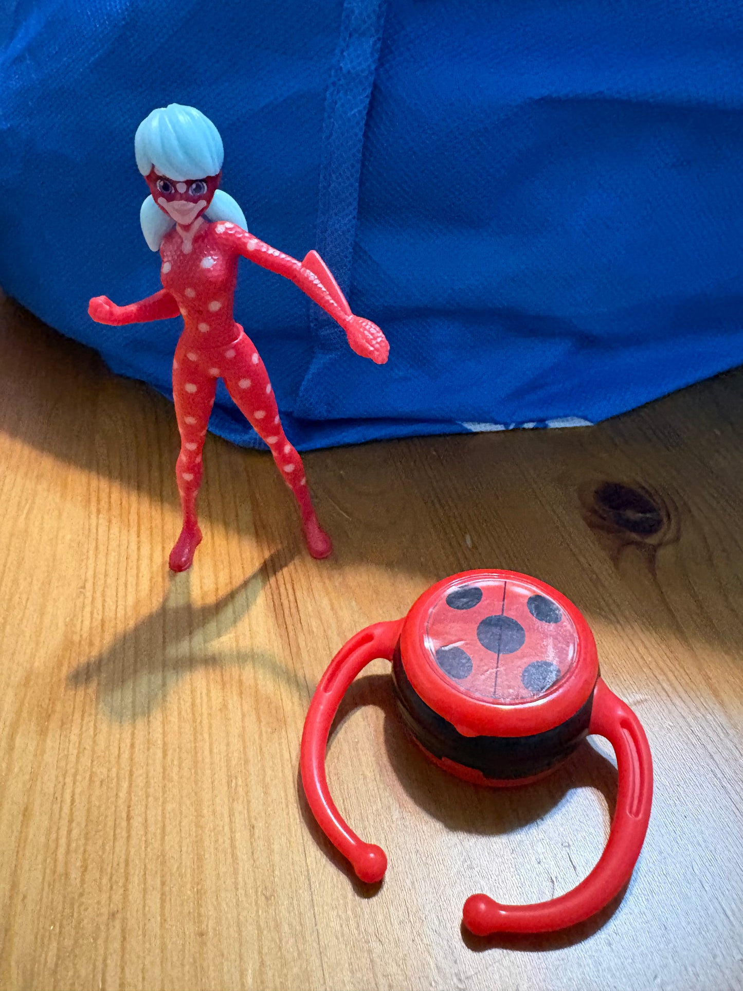 Pyjama mask petite figurine et coffret miroir