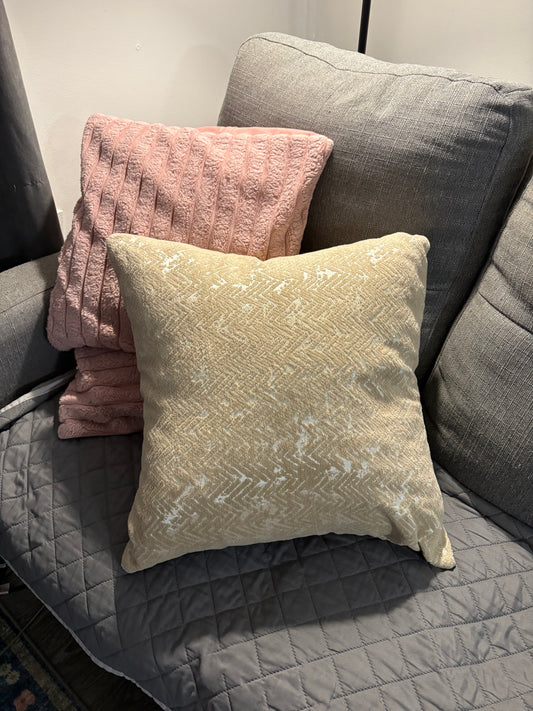 Coussin en vrai plumes 20x22 pouce de chez marshall