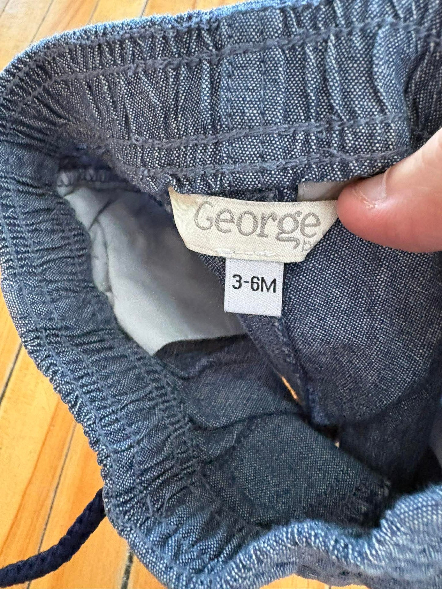 Short george 3-6 mois