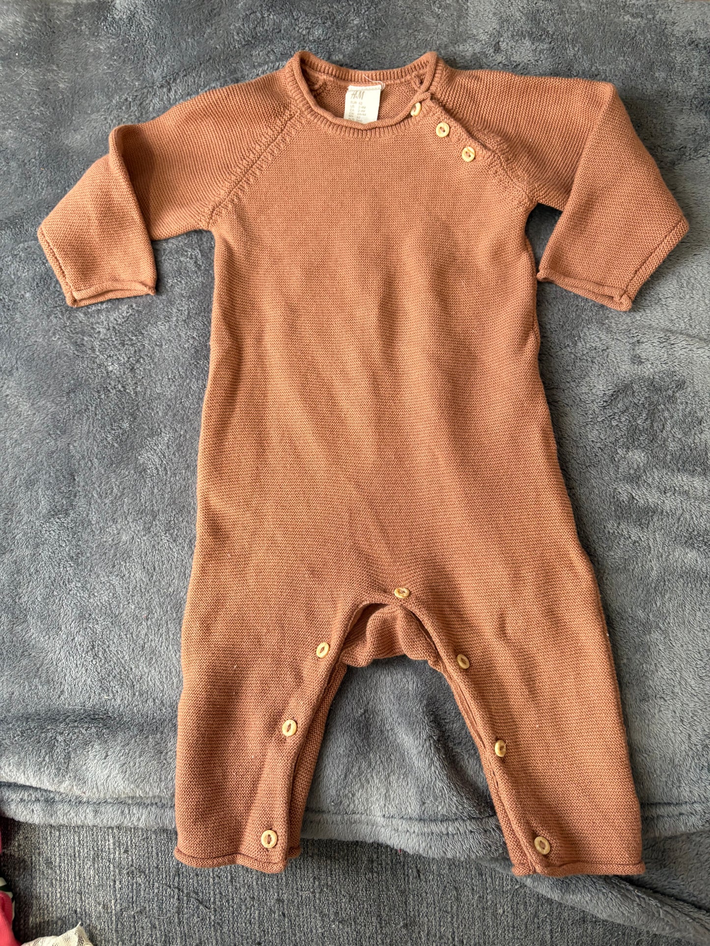 Une pièce en tricot H&m 2-4 mois