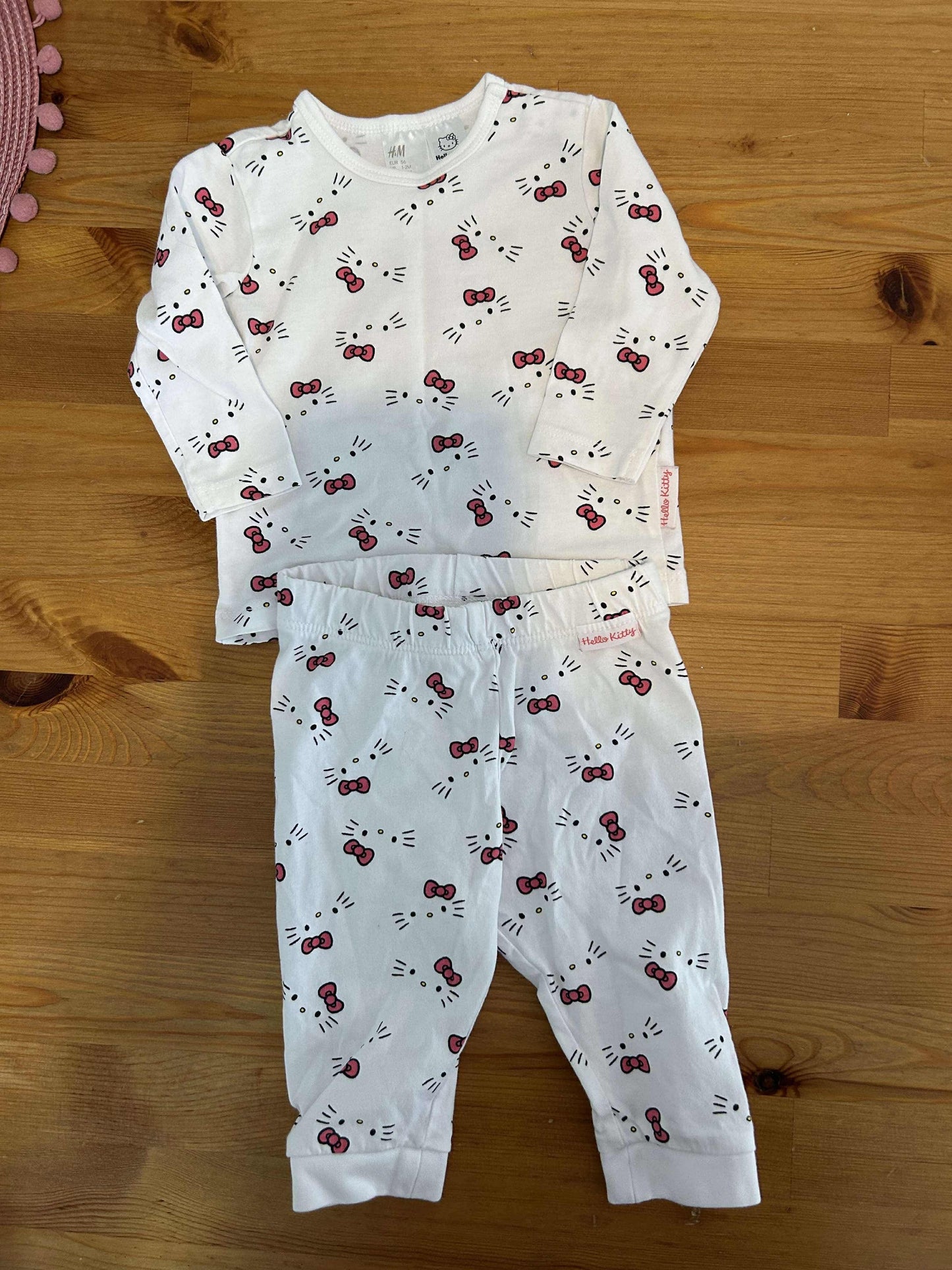 Pyjama h&M Hello kitty 1-2 mois