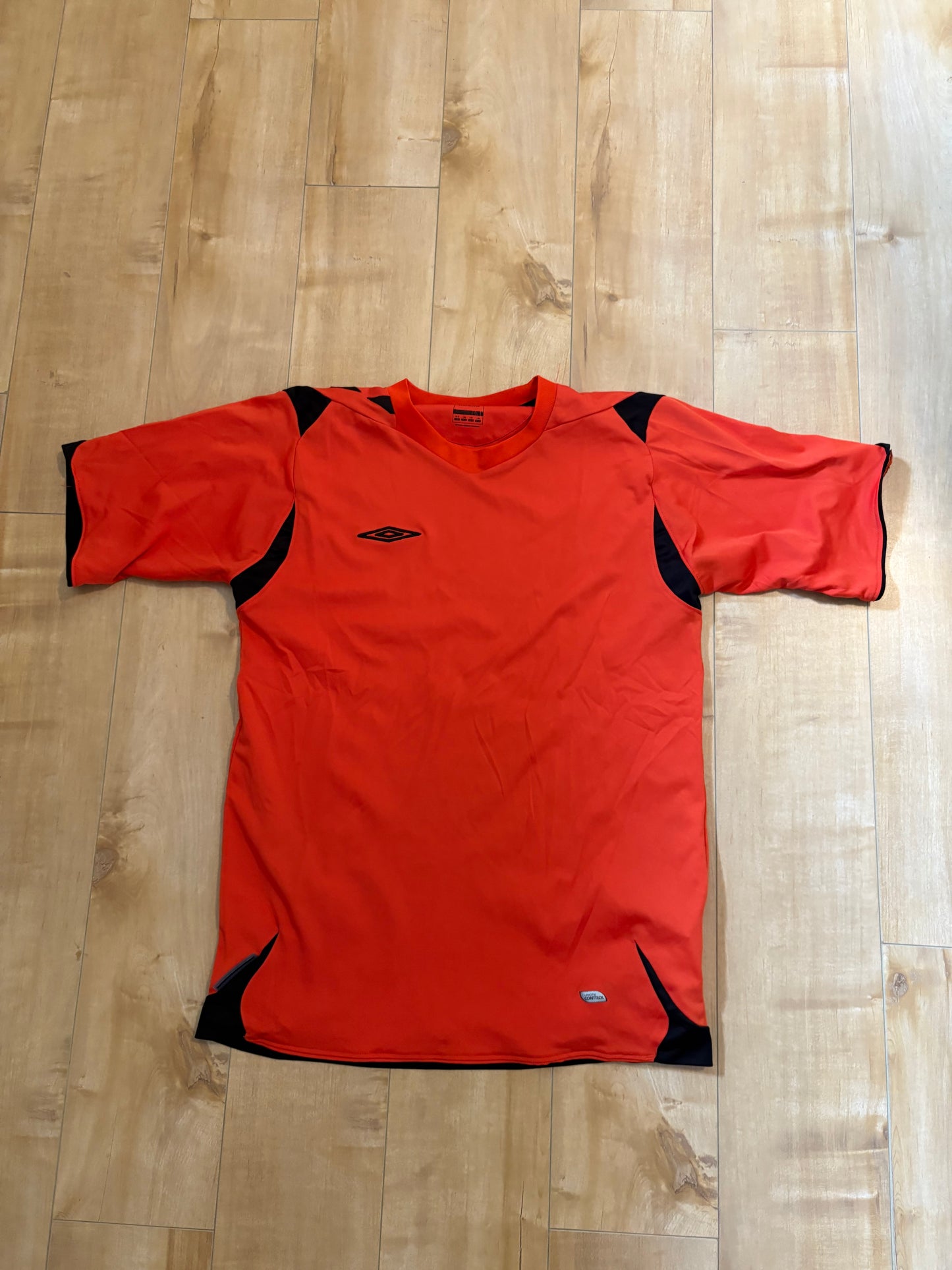 t-shirt sport homme sport umbro small