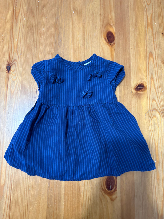 Robe carter’s 6 mois