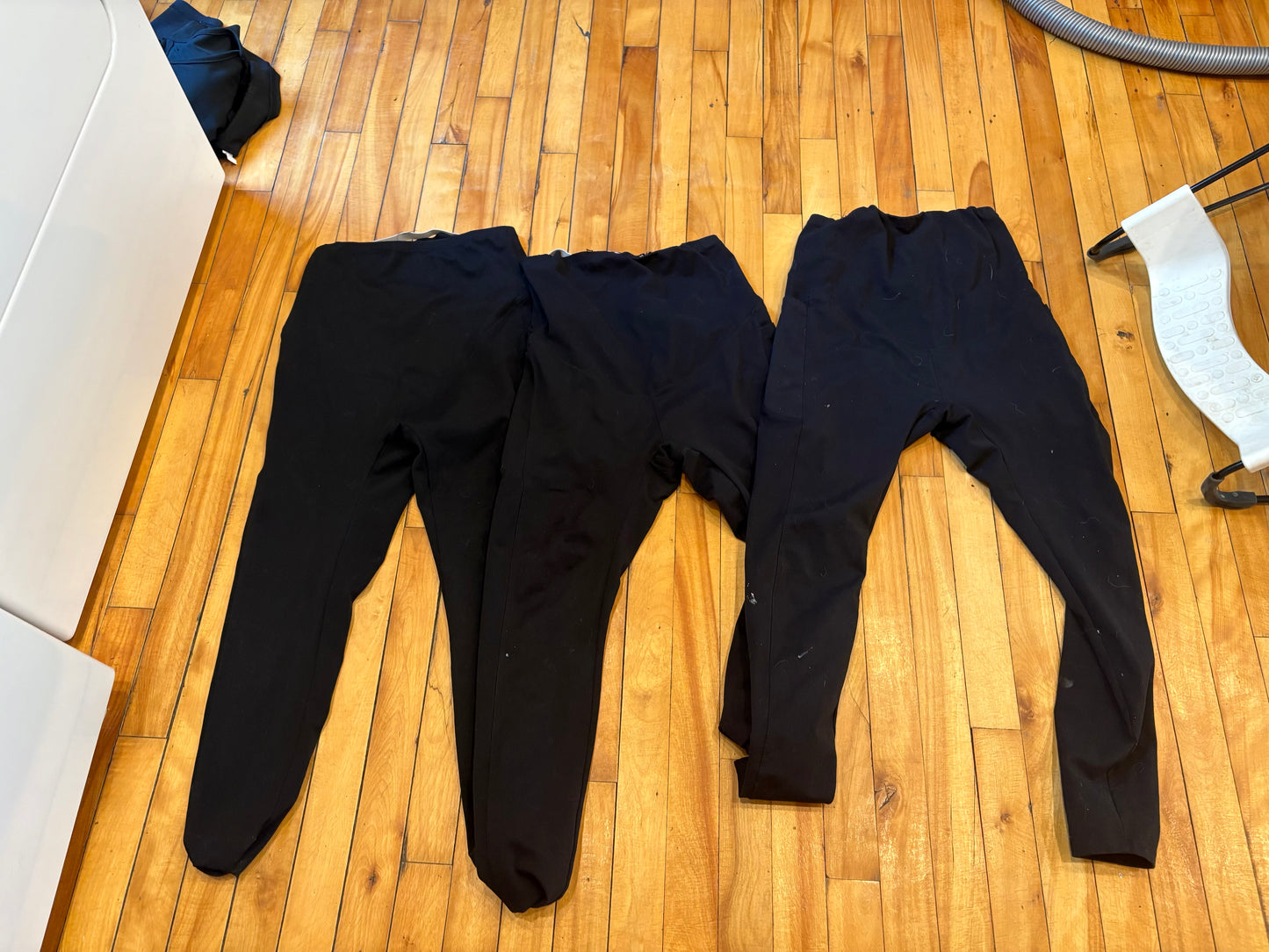3 paire de legging maternité médium large d'Amazon à donner avec achat (cmb)