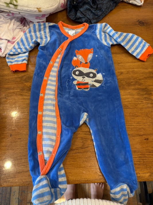 Pyjama 6-9 mois (cmb)