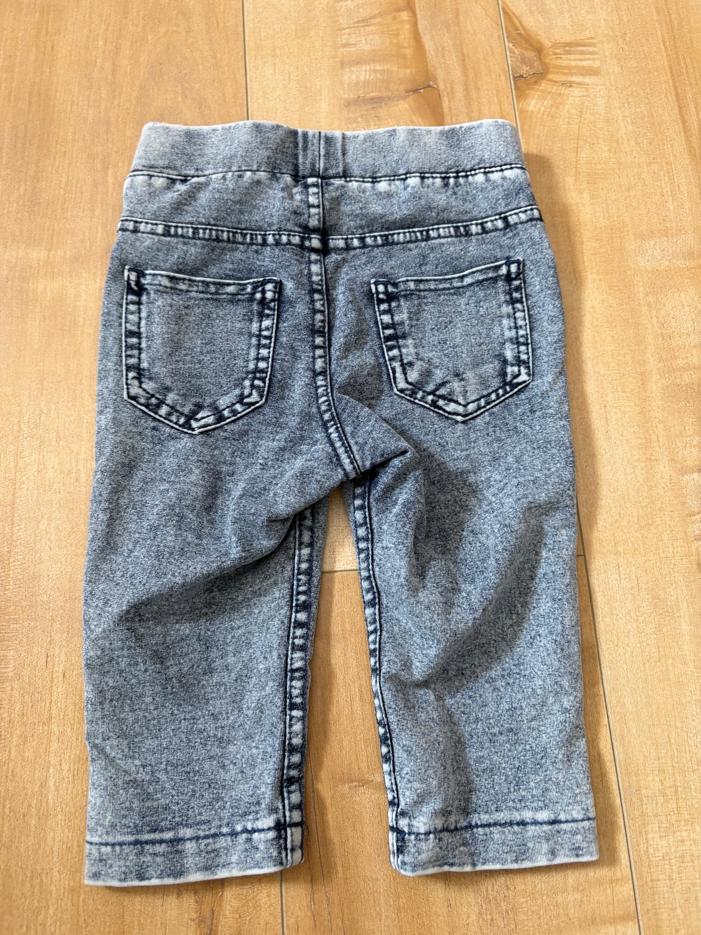 Pantalon h&m 4-6 mois (consignationML)