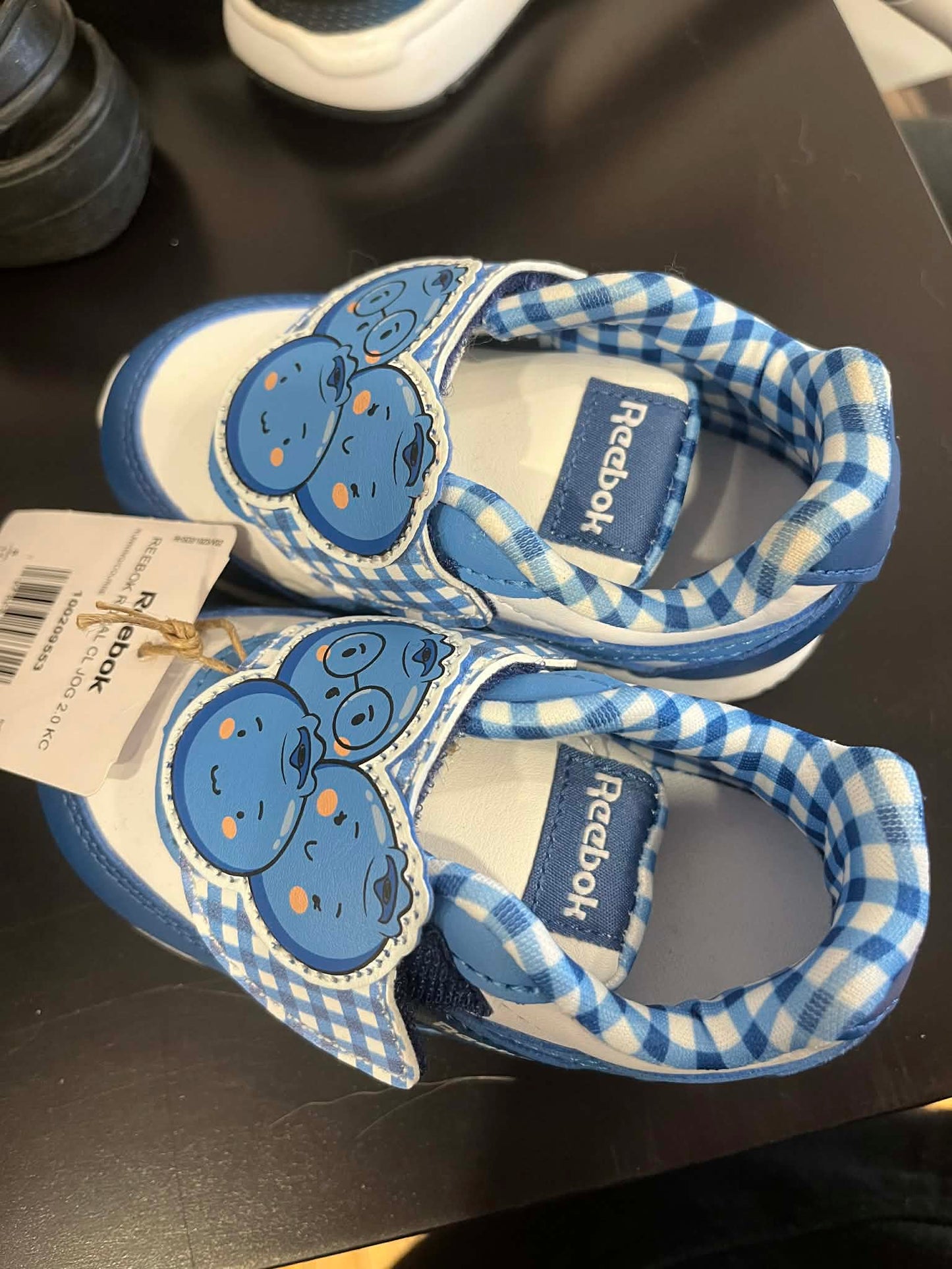 Soulier neuf reebook taille 5