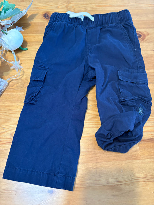 Pantalon long children place 18-24 mois peux ce transformer en 3/4