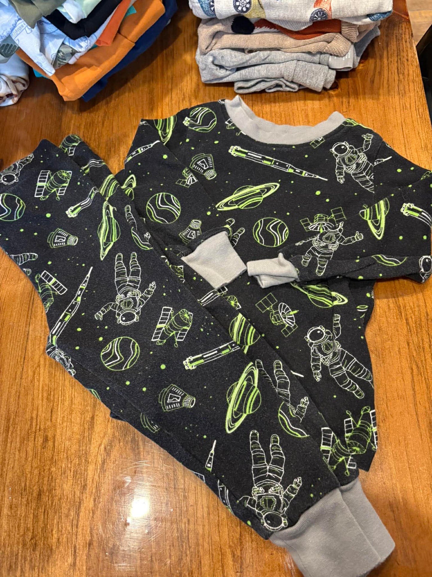 Pyjama kirkland 2T(cmb)