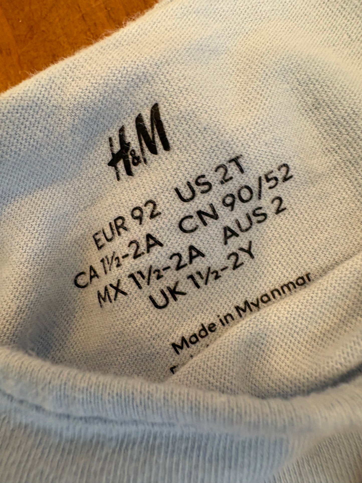 Chandail h&m 2 ans (cmb)