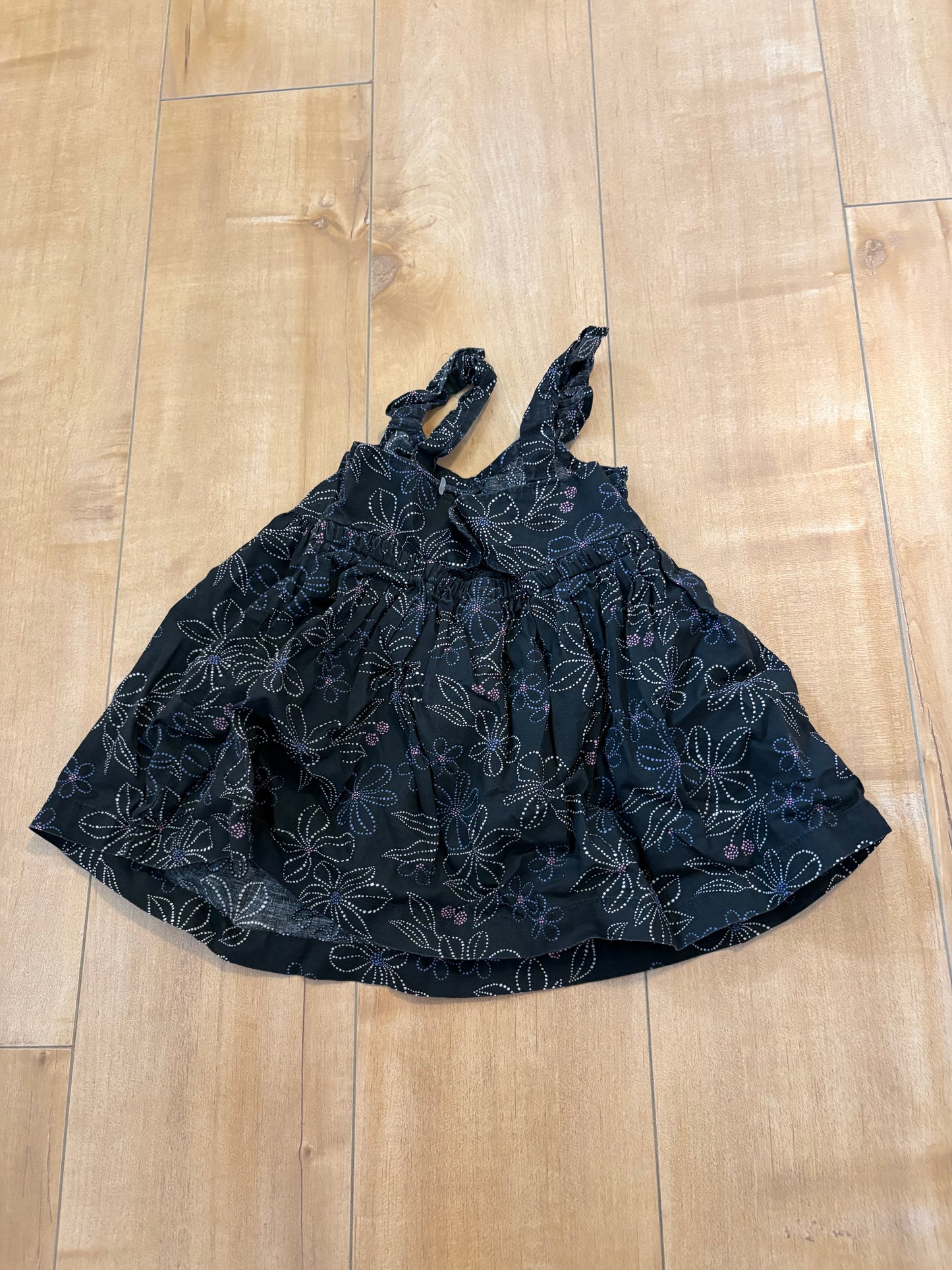 Robe carter’s 6 mois