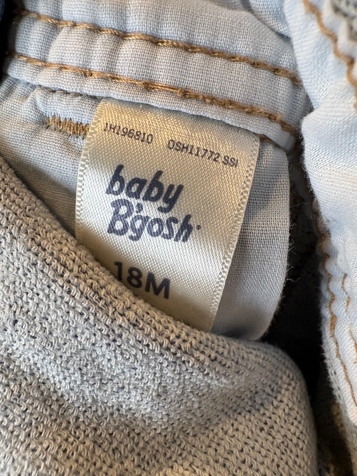 Salopette baby bgosh 18 mois (CMHL)