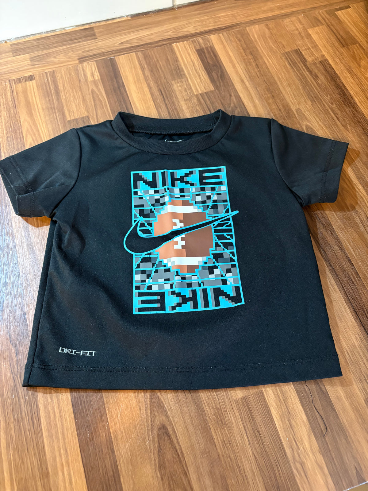 Chandail Nike 12 mois (cmb)