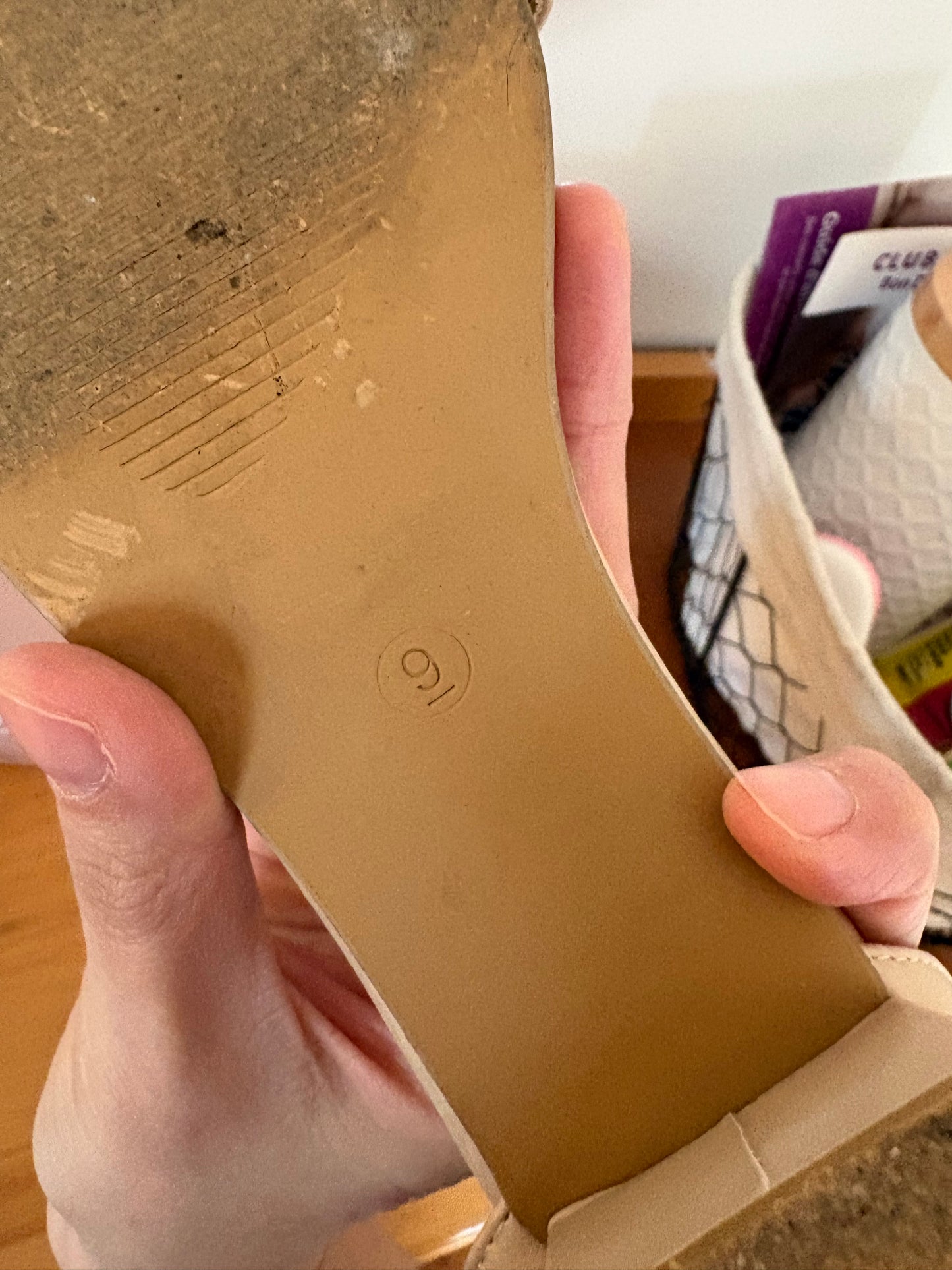 Soulie à talon taille 9 ardene