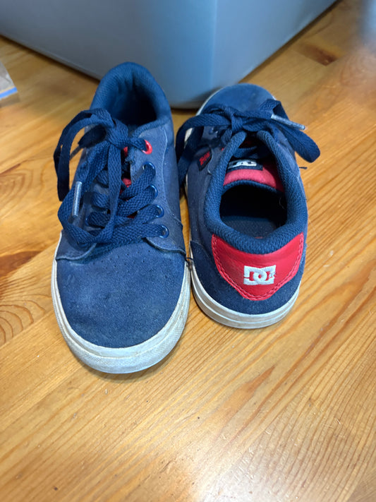 Soulier Dc shoes enfants usa taille 13 ou 19 cm