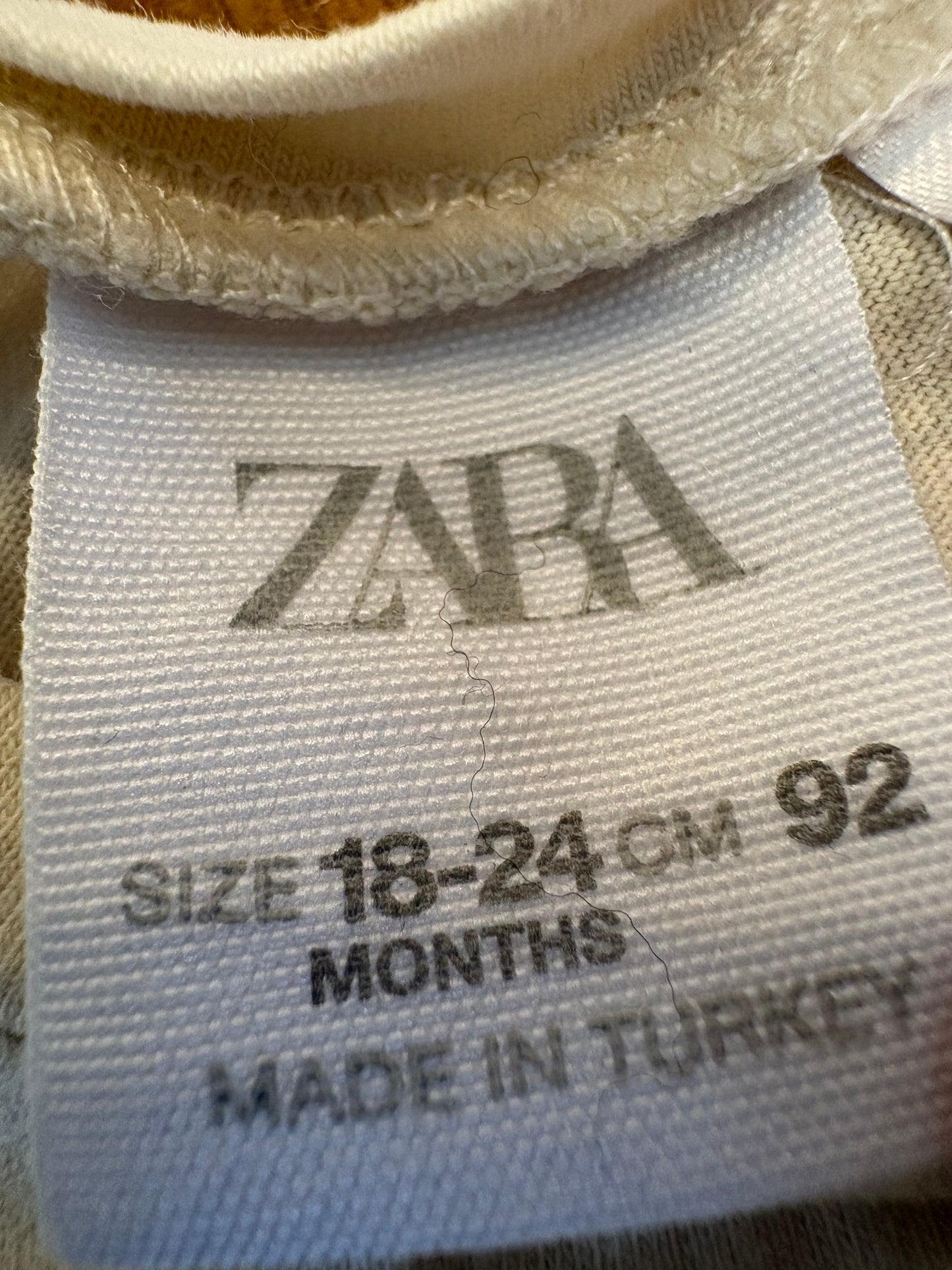 Chandail Zara 18-24 mois (cmb)