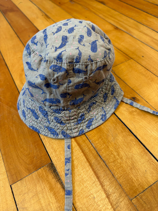 Chapeau pas de marque 0-6 mois