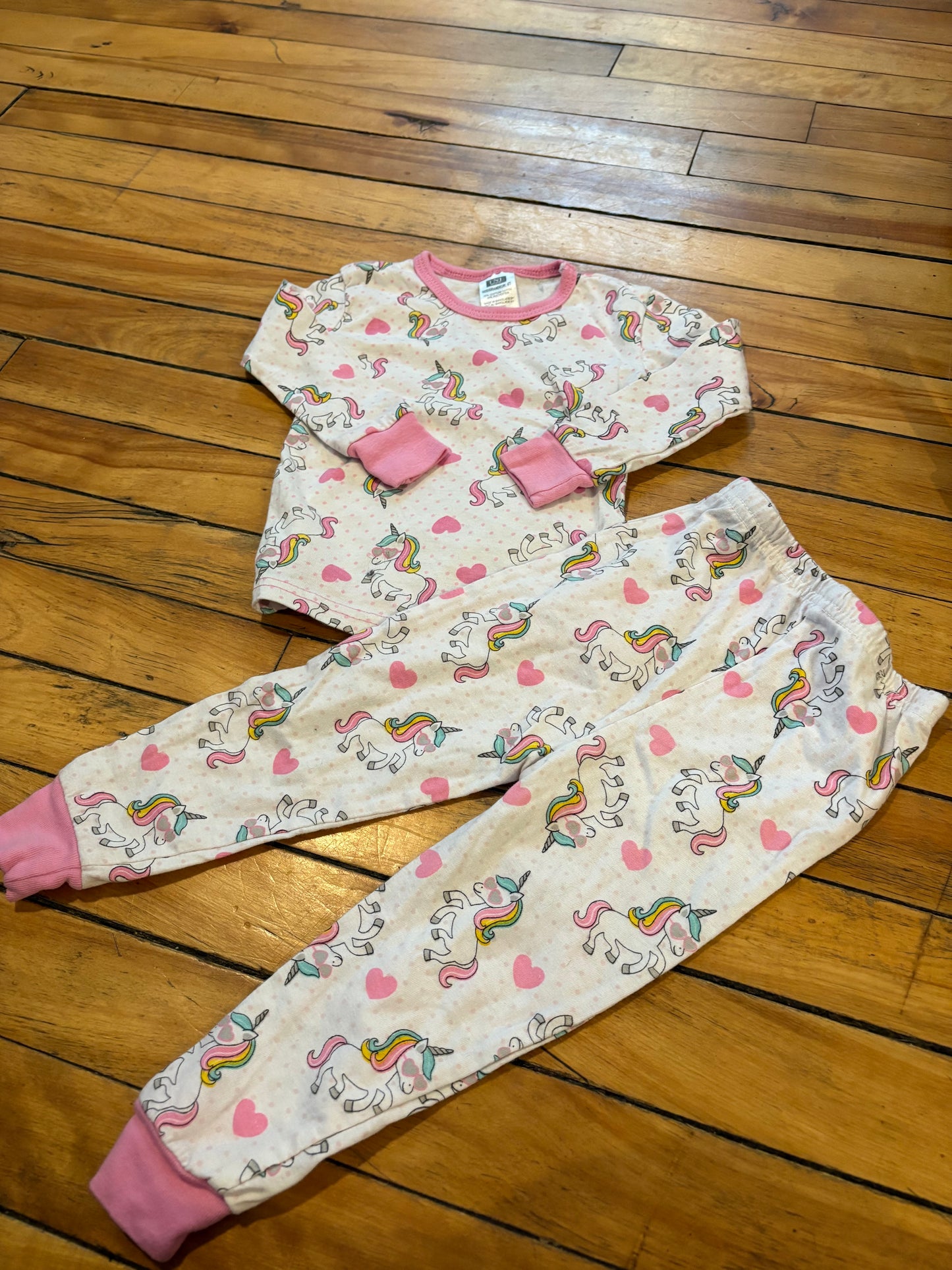 Pyjama 2 pièce Tnl mode 4T fait petit fait 12 mois
