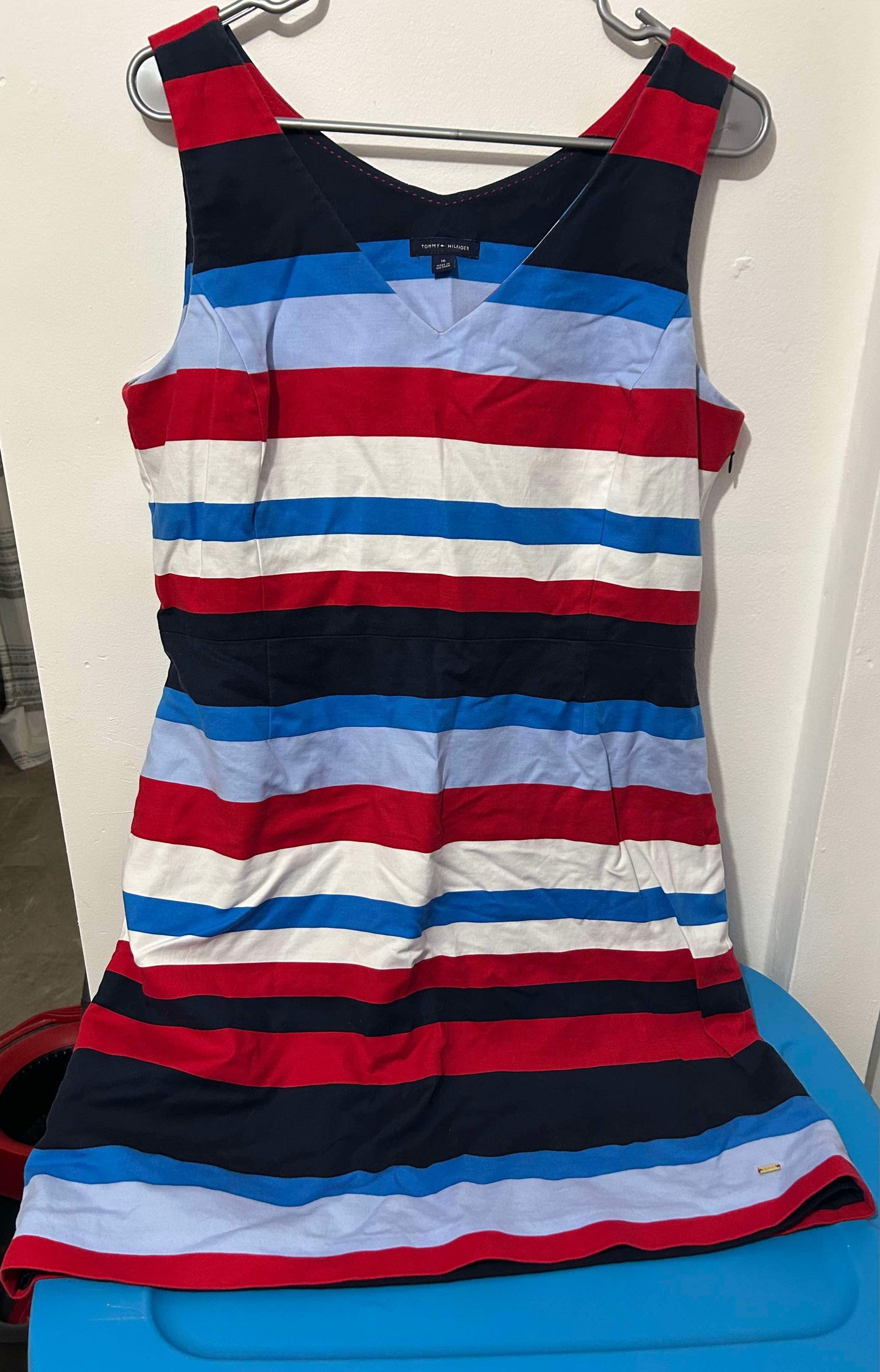 Robe tomy hilfiger x-large taille 16