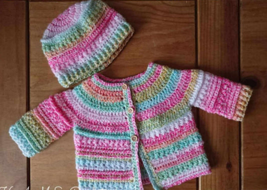 Ensemble layette et bonnet sur mesure personnalisable **voir description **